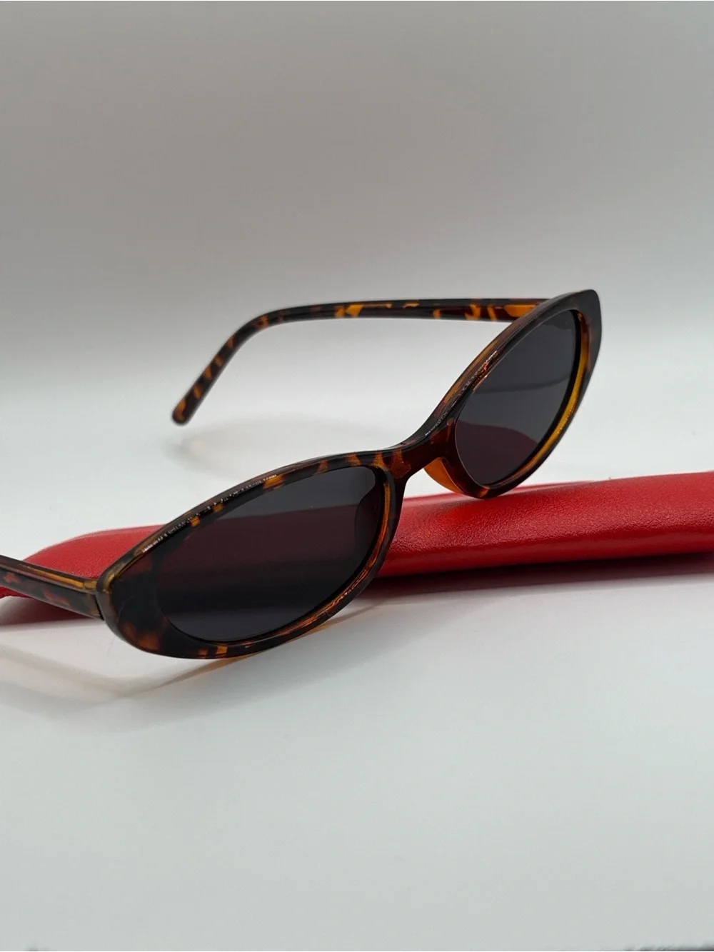 Vintage 80s Tortoise Shell Cat Eye Sunglasses Dark Lens Retro Slim Shades